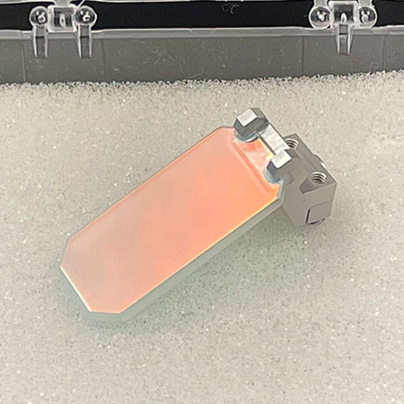 Hand-Held Welding Head Reflector Lens 30*14*2mm 22.5*17*2.9mm with Holder for QiLin CQWYHead Fiber Laser - Image 2